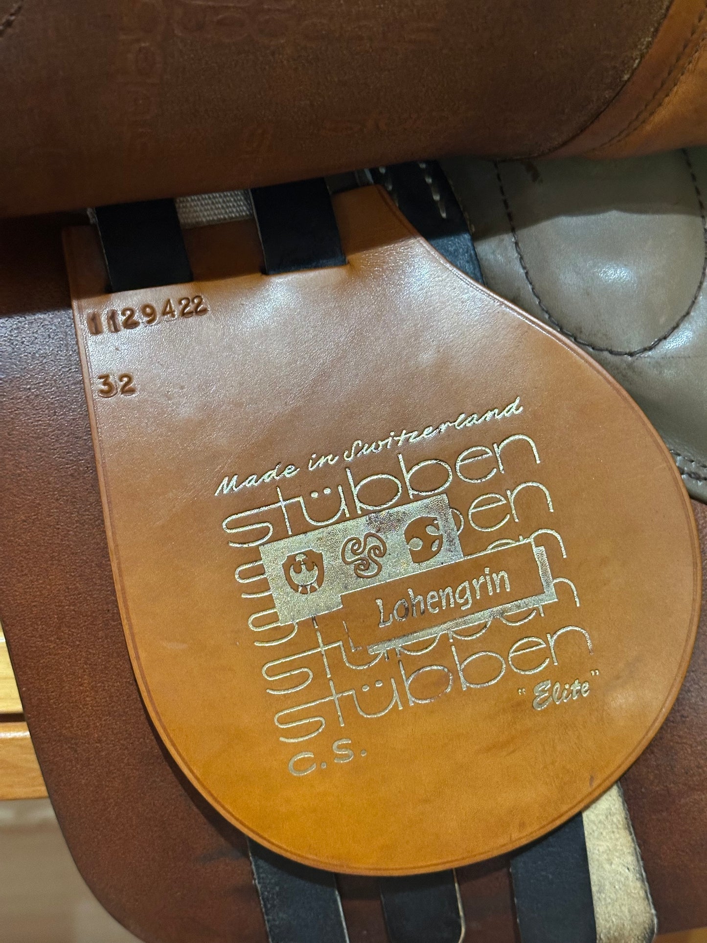 18” Stubben Lohengrin CS Elite Saddle (32cm)