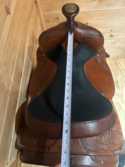 15” Circle Y Western Show Saddle Model 3875