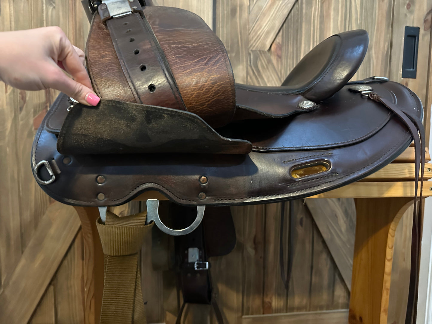 15” Circle Y Mojave Flex2 Arabian Trail Saddle Model 1561