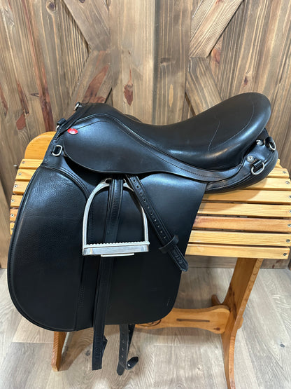 17” Duett Tango All Purpose Trail English Saddle (XXW)