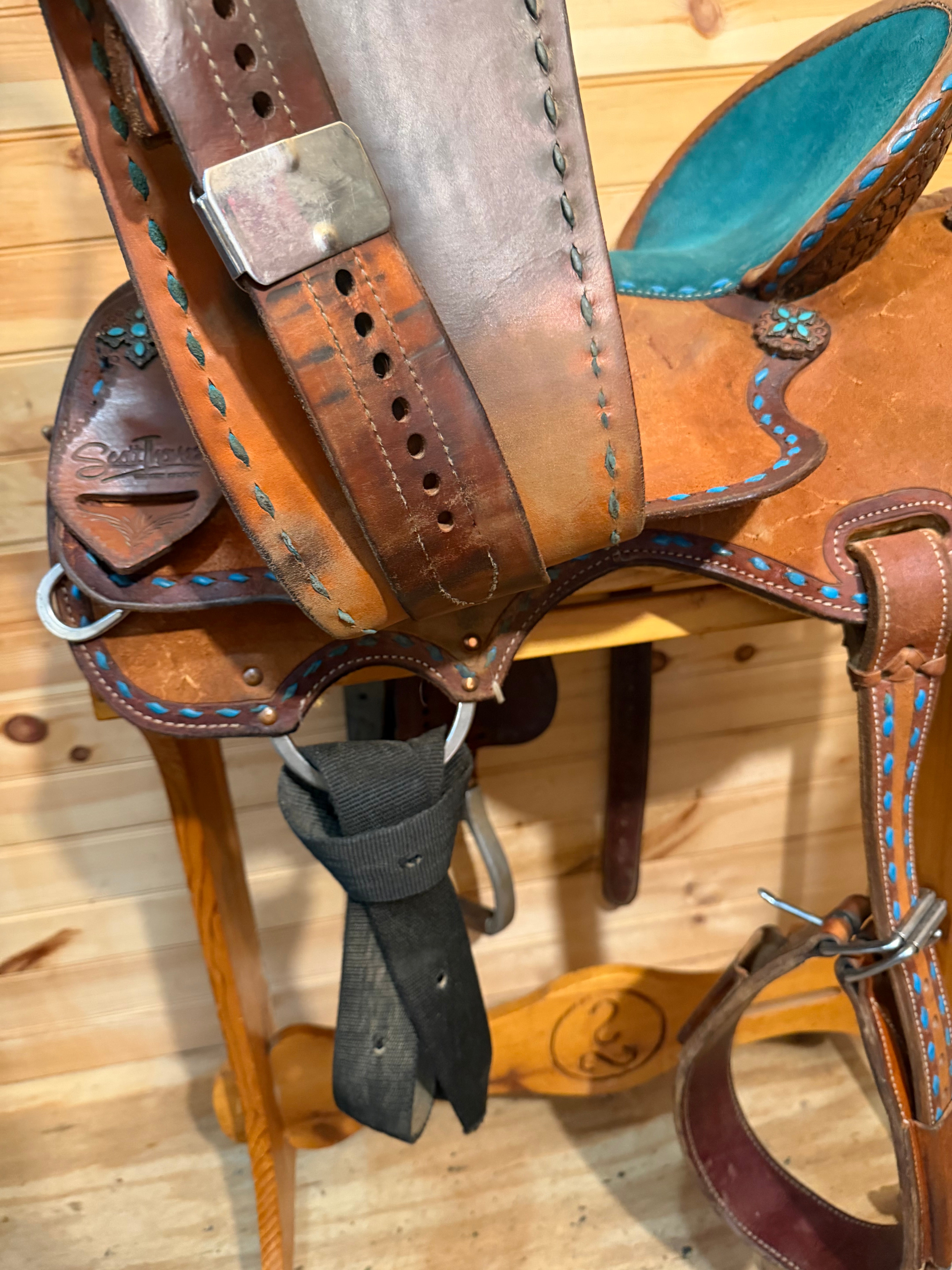 15” Scott Thomas Teal Sunflower Barrel Racing Saddle w/ Matching