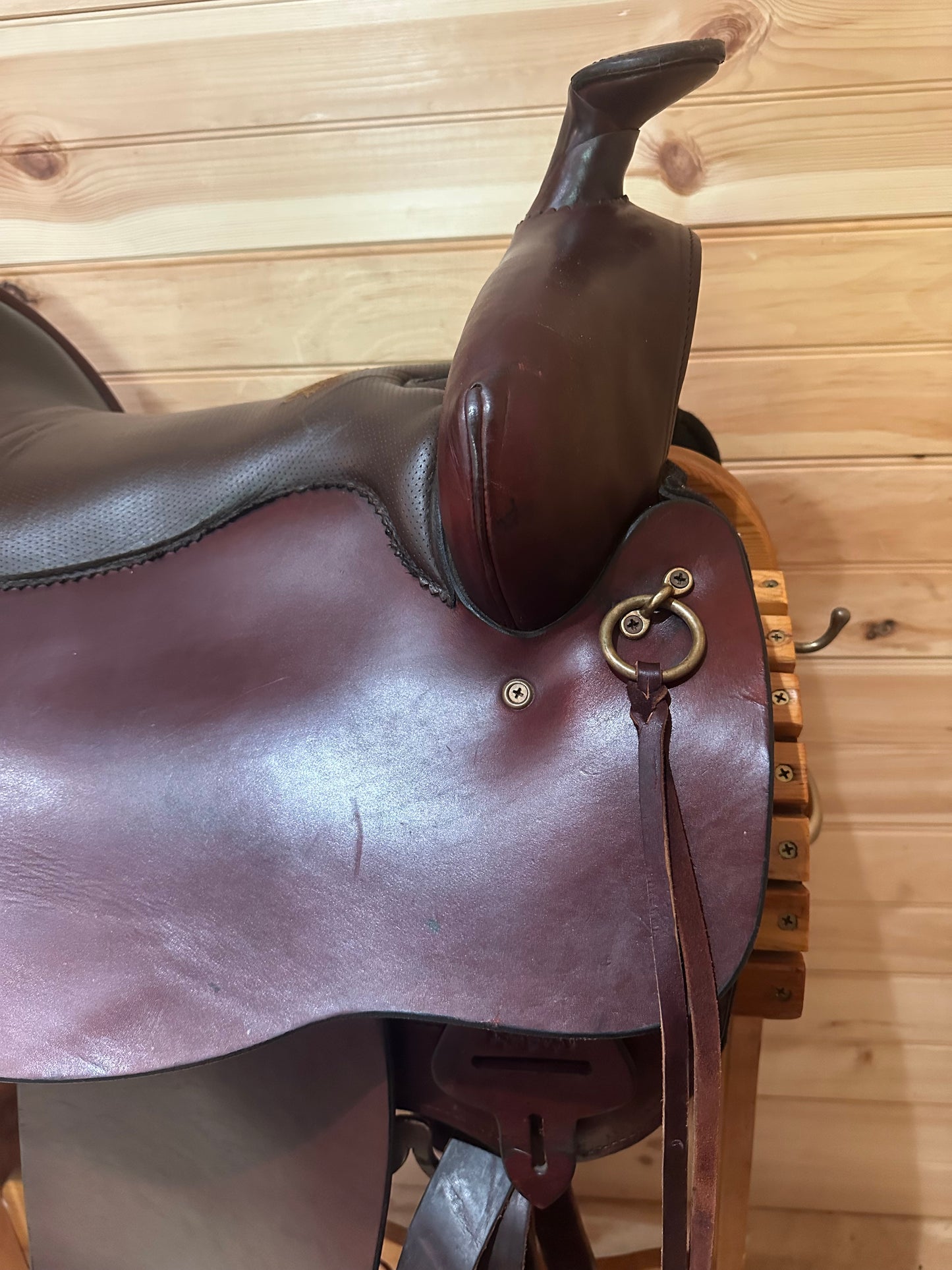 16.5” Tucker Gen II High Plains Western Trail Saddle Model 262