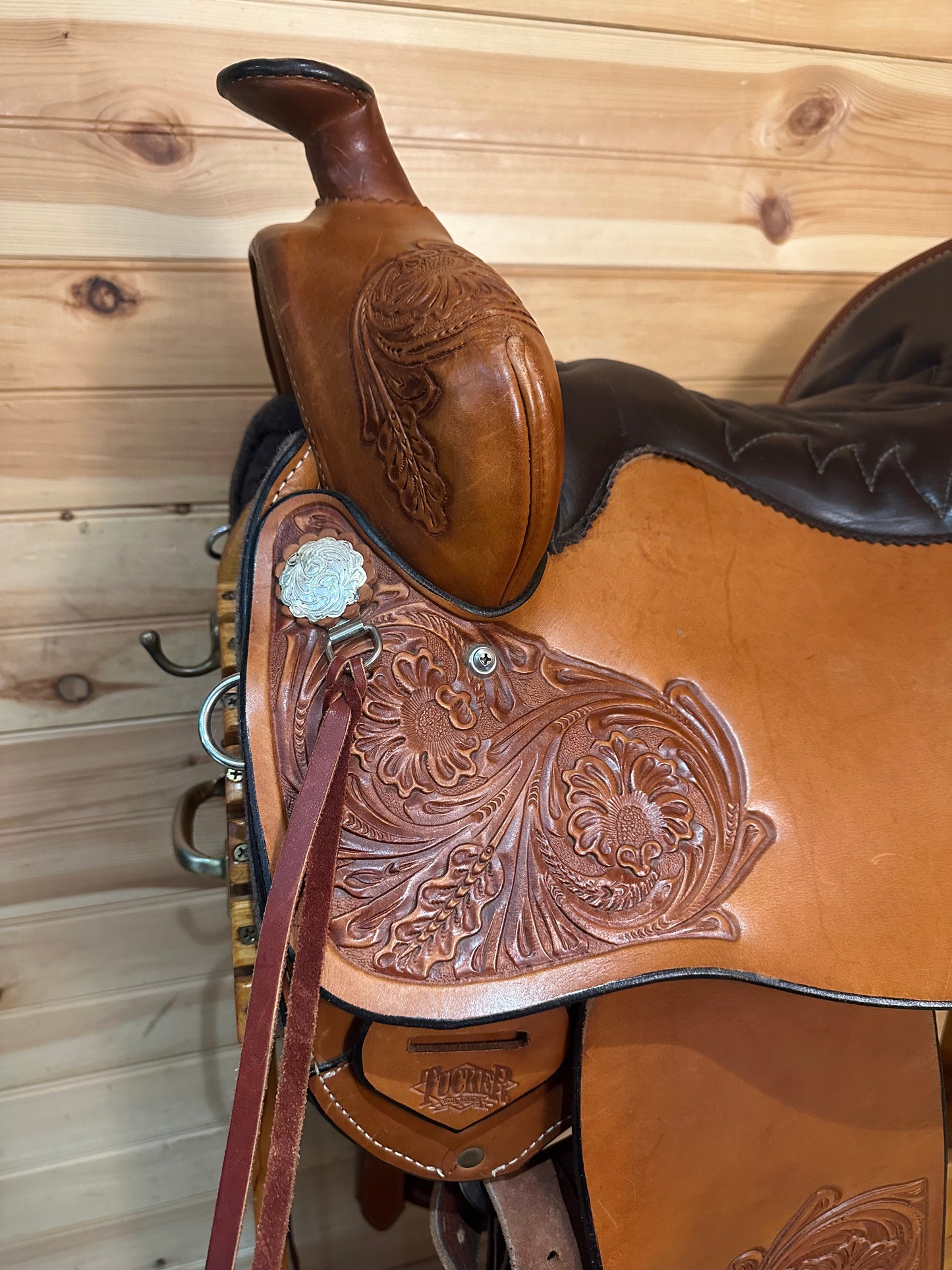 16.5” Tucker High Plains Western Trail Saddle Model 260