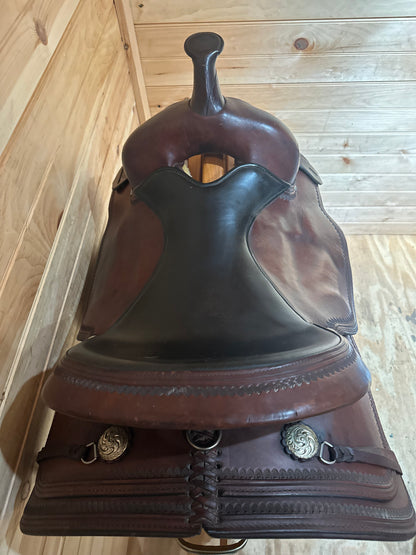 16” Circle Y Topeka Flex-Lite Western Trail Saddle Model 1551
