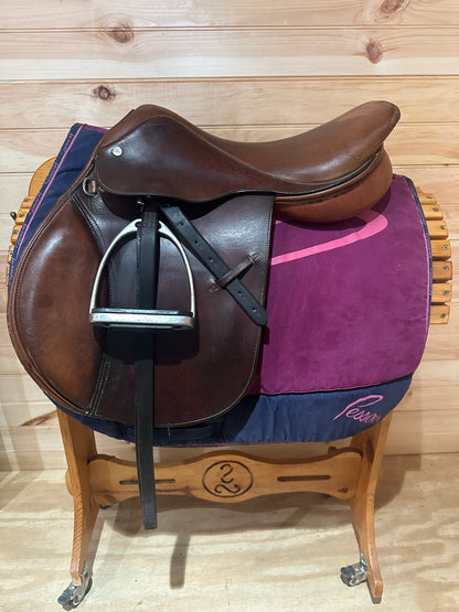 16.5” Trainer’s Close contact Jumping Saddle (M)