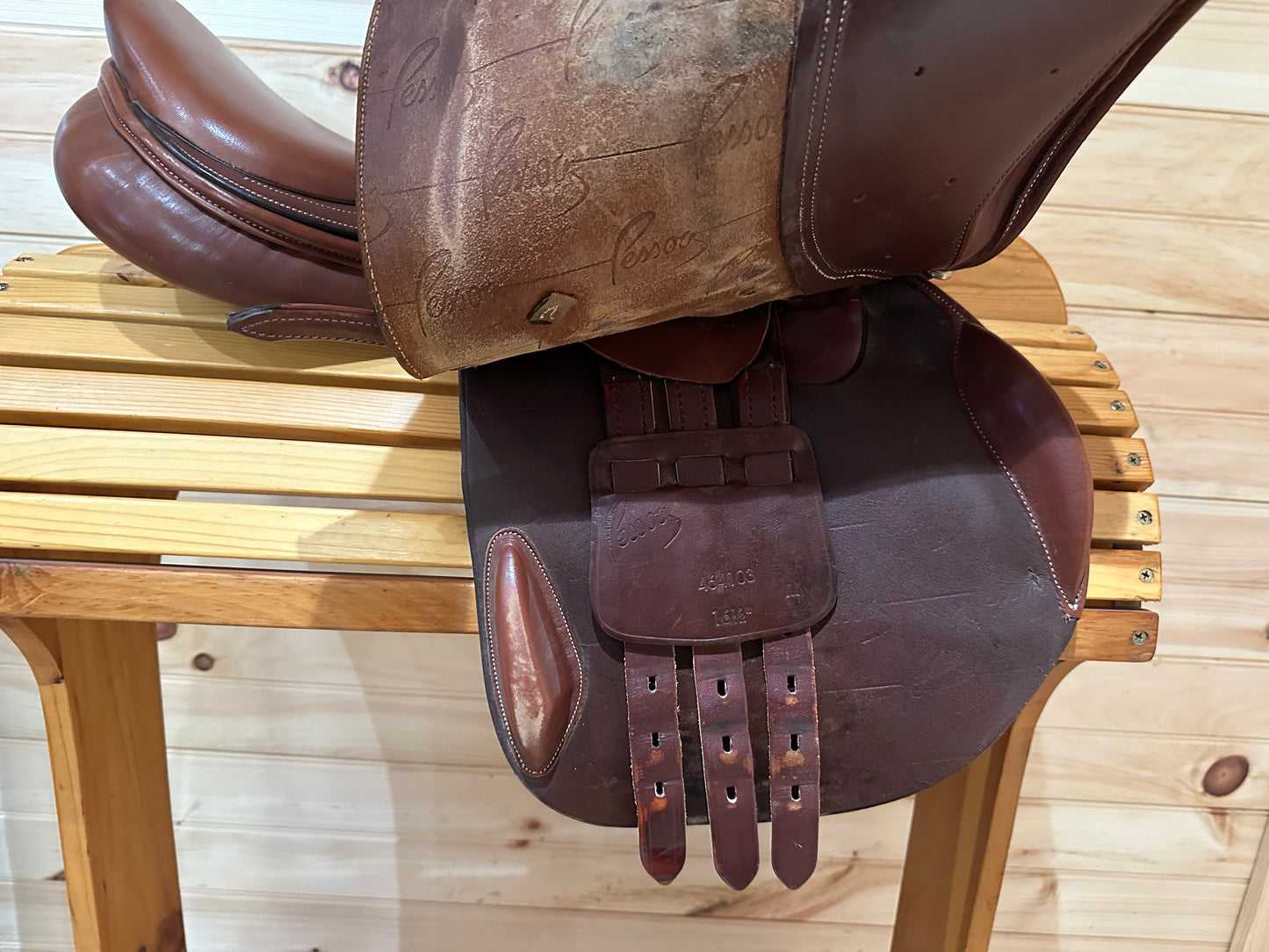 16.5” Pessoa Legacy XP Close Contact/Jumping Saddle Model 464103 (M)