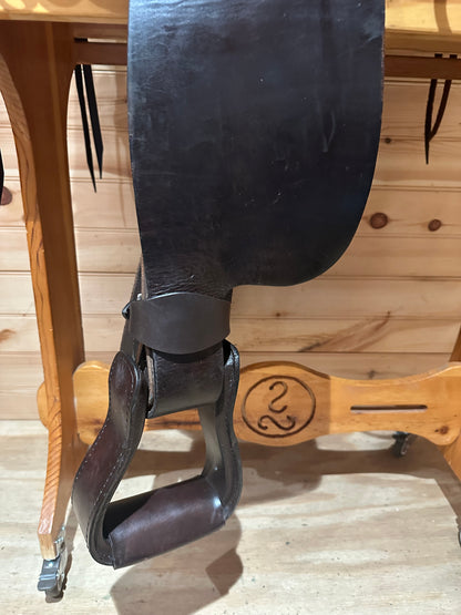 16.5” Circle A American Saddlery Endurance Trail Saddle Model 802