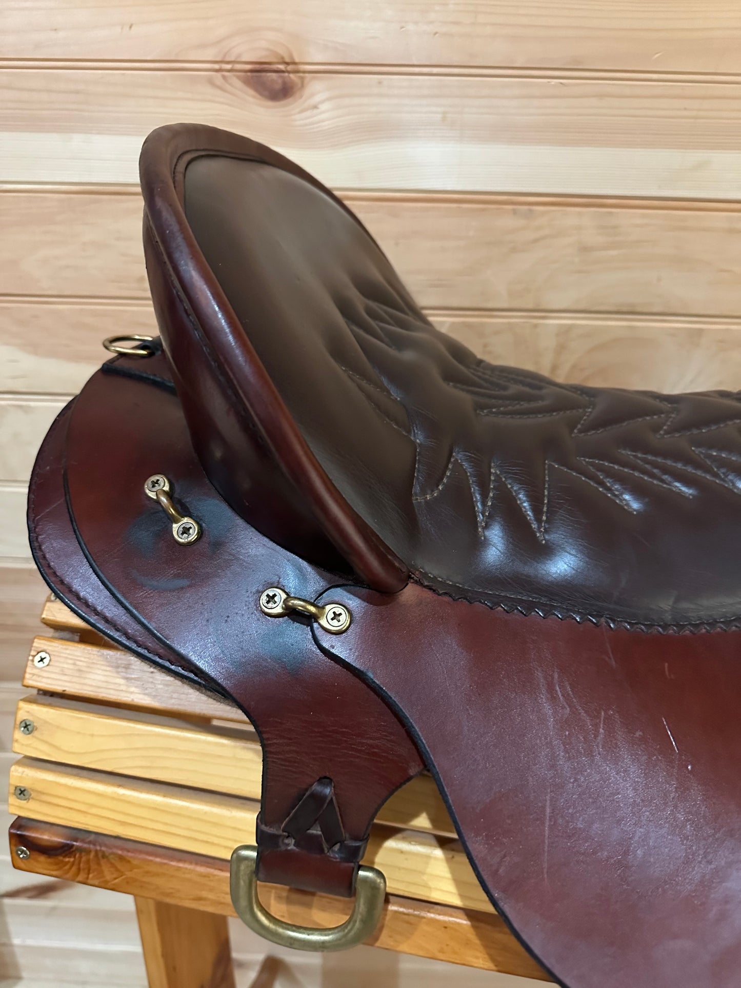 17.5” Tucker River Plantation Endurance Trail Saddle Model 146