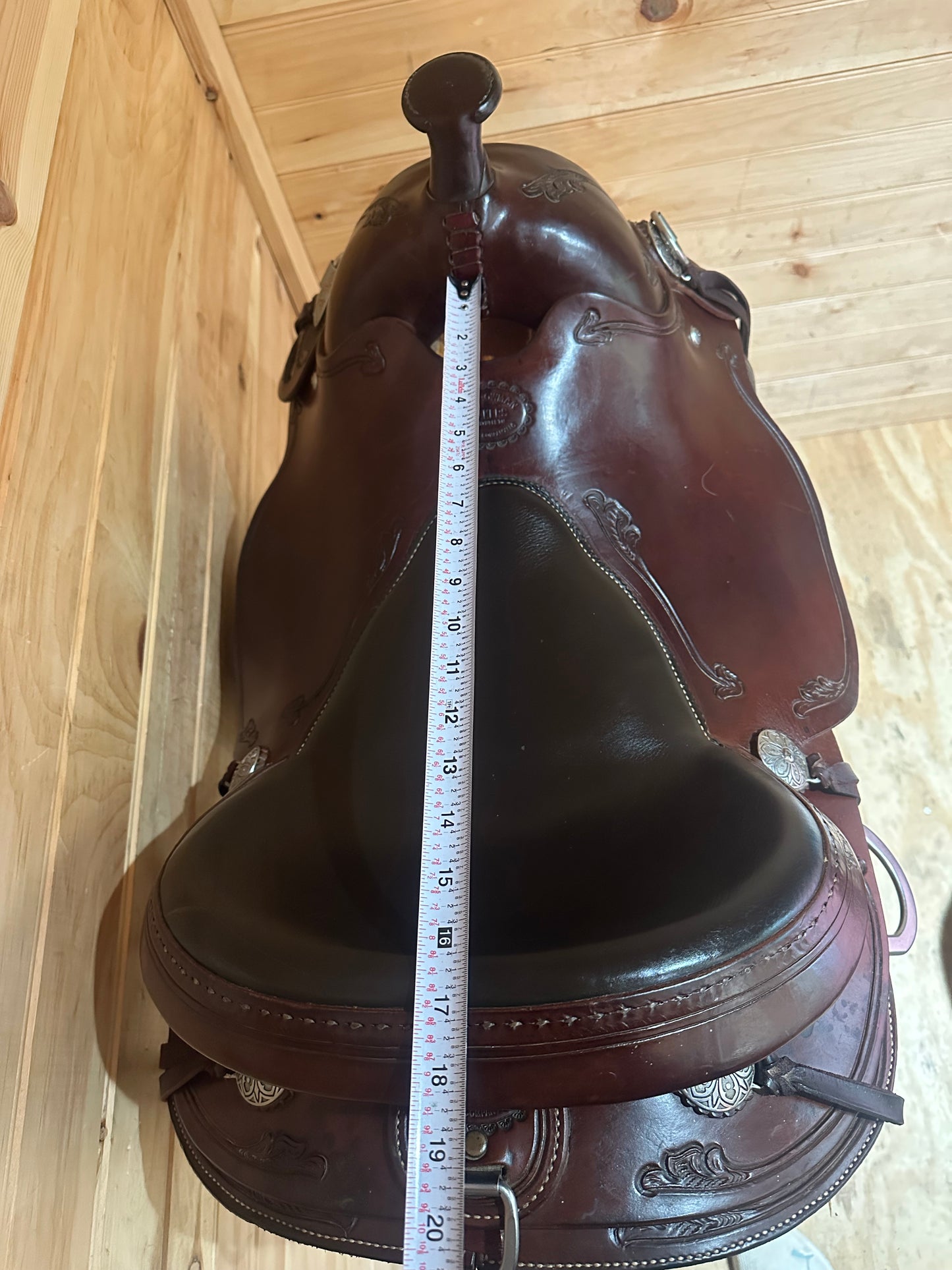 17” RW Bowman B-Light Western Ranch Trail Saddle Model 9517 (XW)