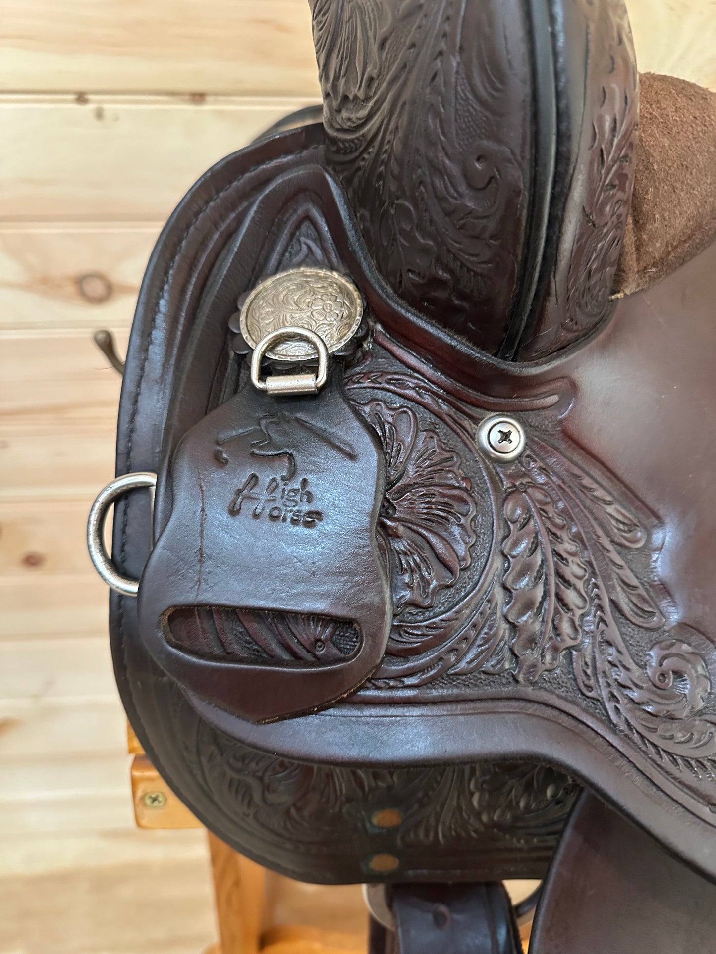 16” Circle Y High Horse Mineral Wells Western Trail Saddle Model 6812