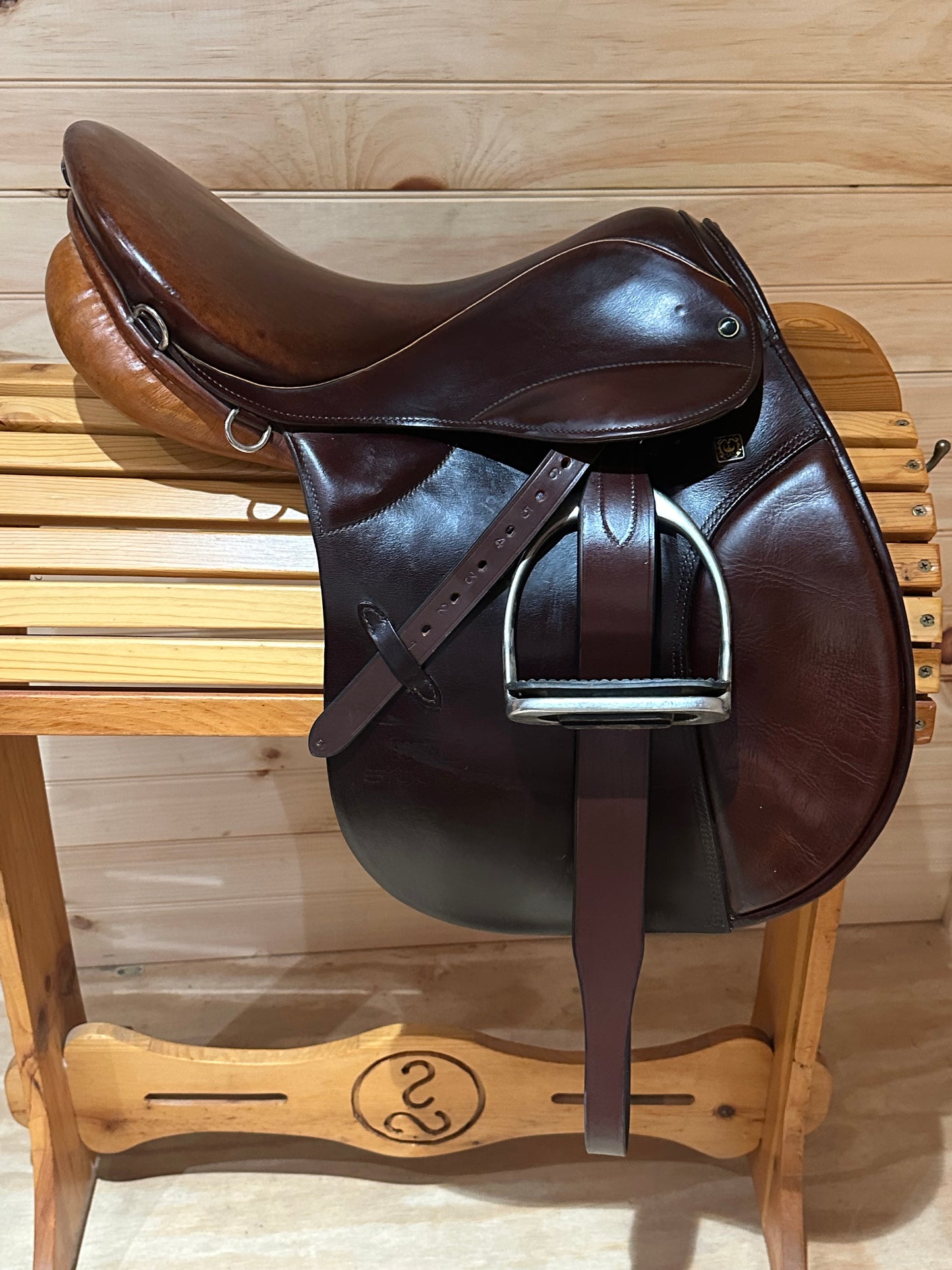 17” Stubben Roxane All Purpose Saddle 32cm