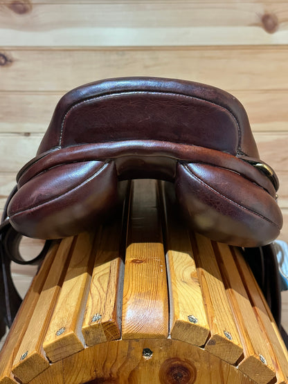 15 3/4” Collegiate Convertible Saddle- Easy Change Gullet