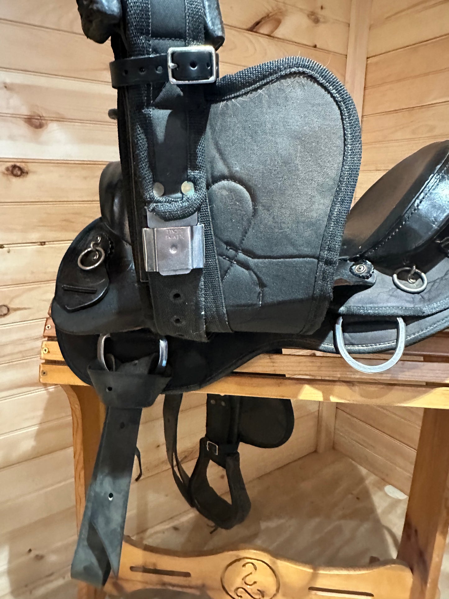 16” Crest Ridge Sentry Lite Western Trail Saddle