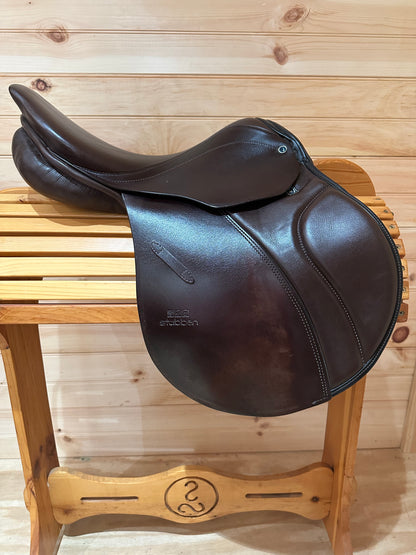 17” Stubben Juventus Close contact/Jumping Saddle 32cm