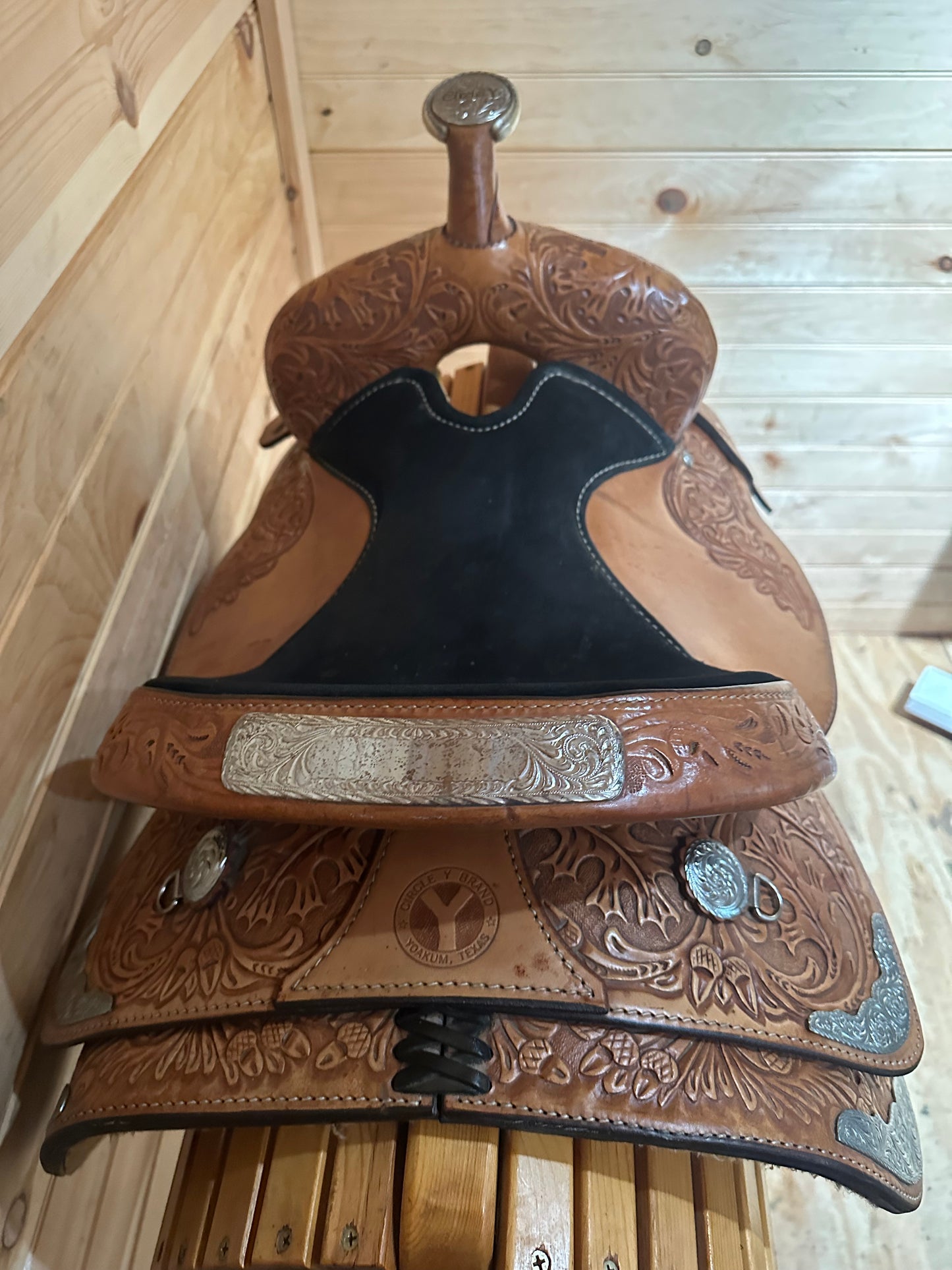 14” Circle Y Youth Western Show Saddle Model 3674