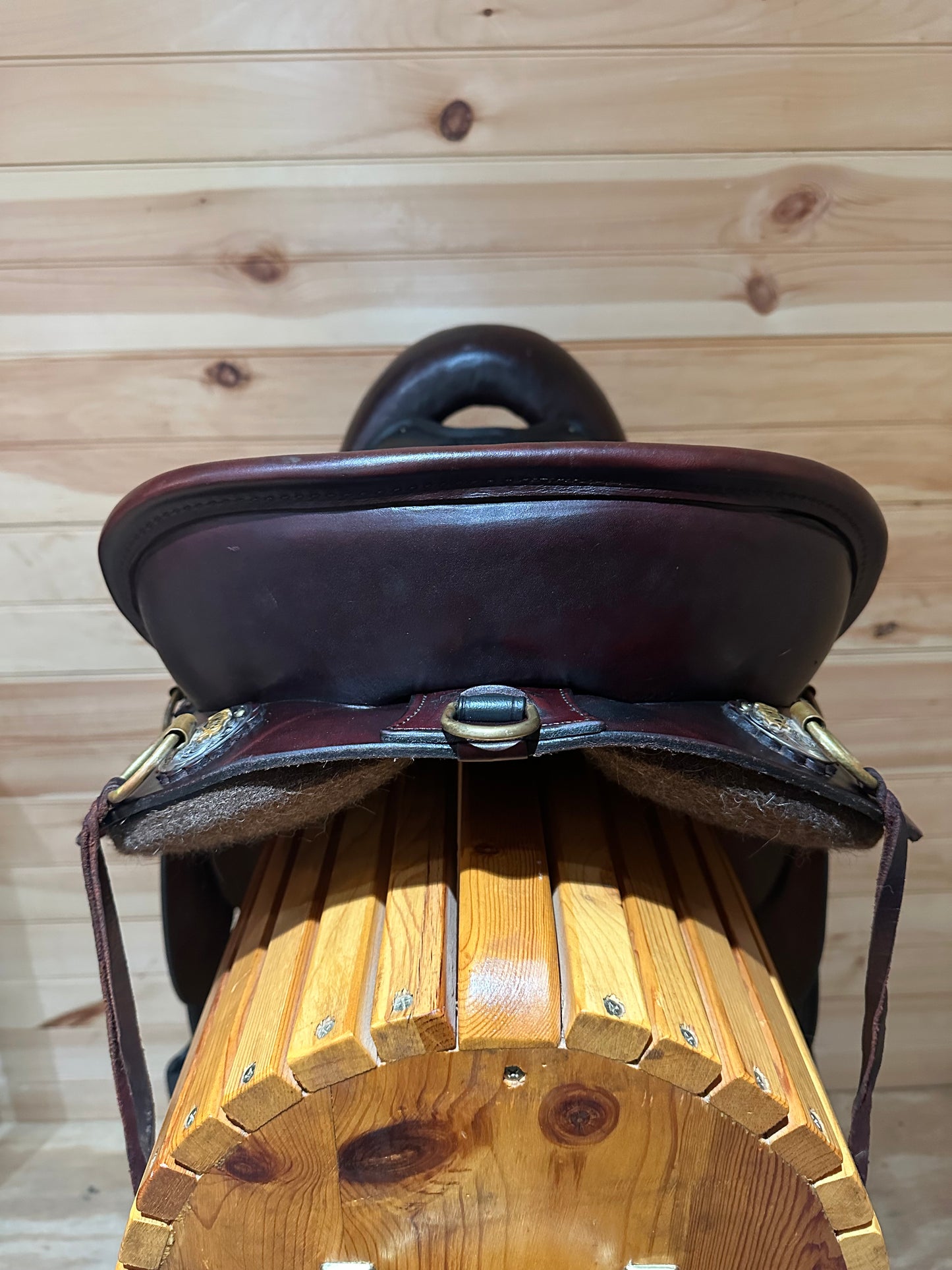 15.5” Tucker Equitation Endurance Trail Saddle Model T49
