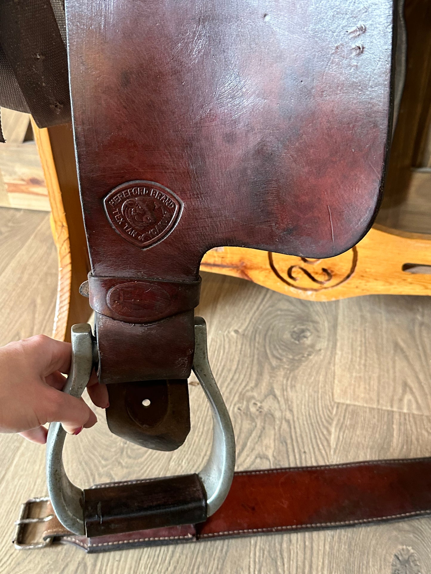 16” Tex Tan Hereford Roping Saddle