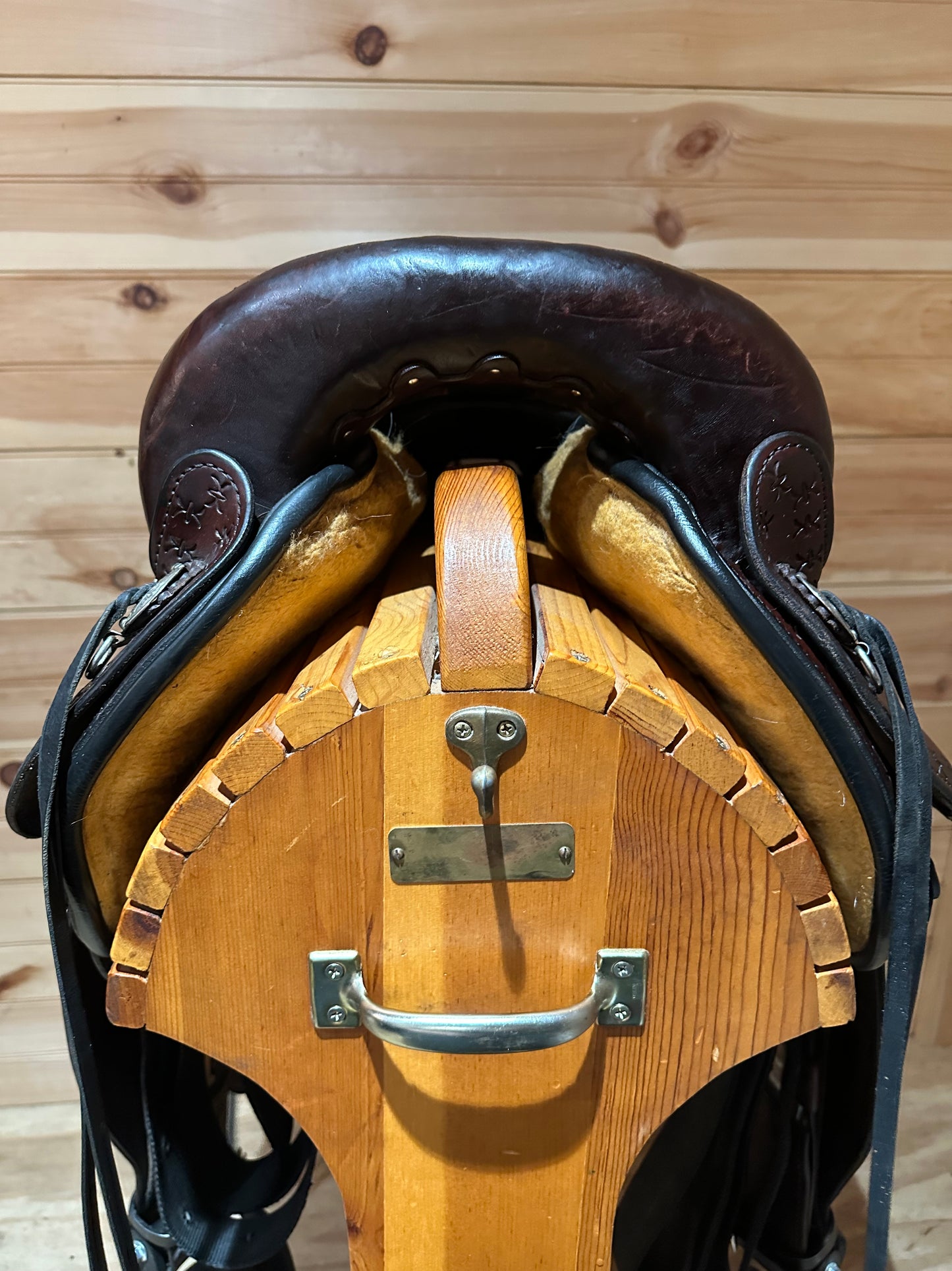 17” Circle Y Mississippi Trail Gaiter Western Gaited Saddle Model 1585