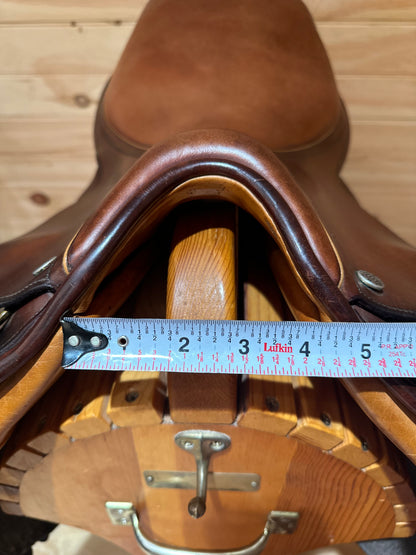 17.5” Pessoa Close Contact Jumping Saddle