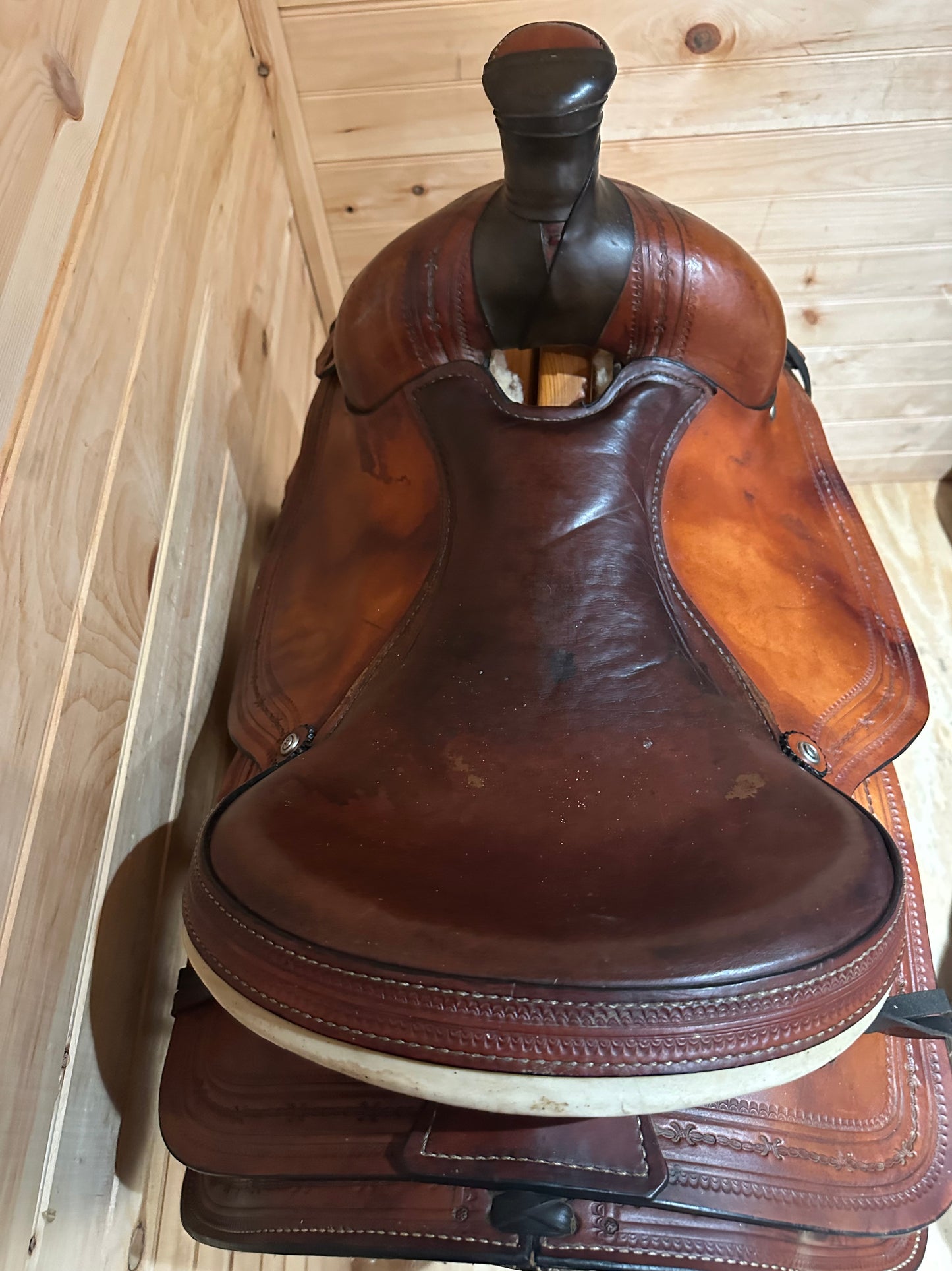 16” VH Saddlery Circle M Roper Western Saddle Model 1635