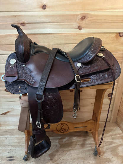 17” Circle Y High Horse Mineral Wells Western Trail Saddle Model 6812 (2020)