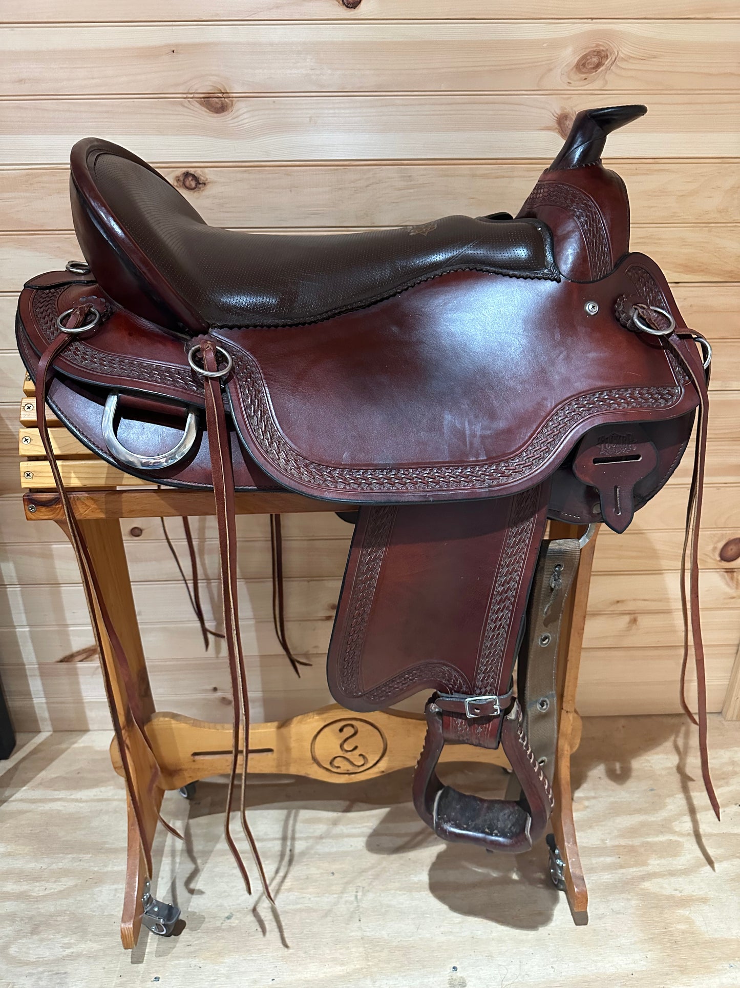 18.5” Tucker Gen II Southpass Western Trail Saddle Model 288