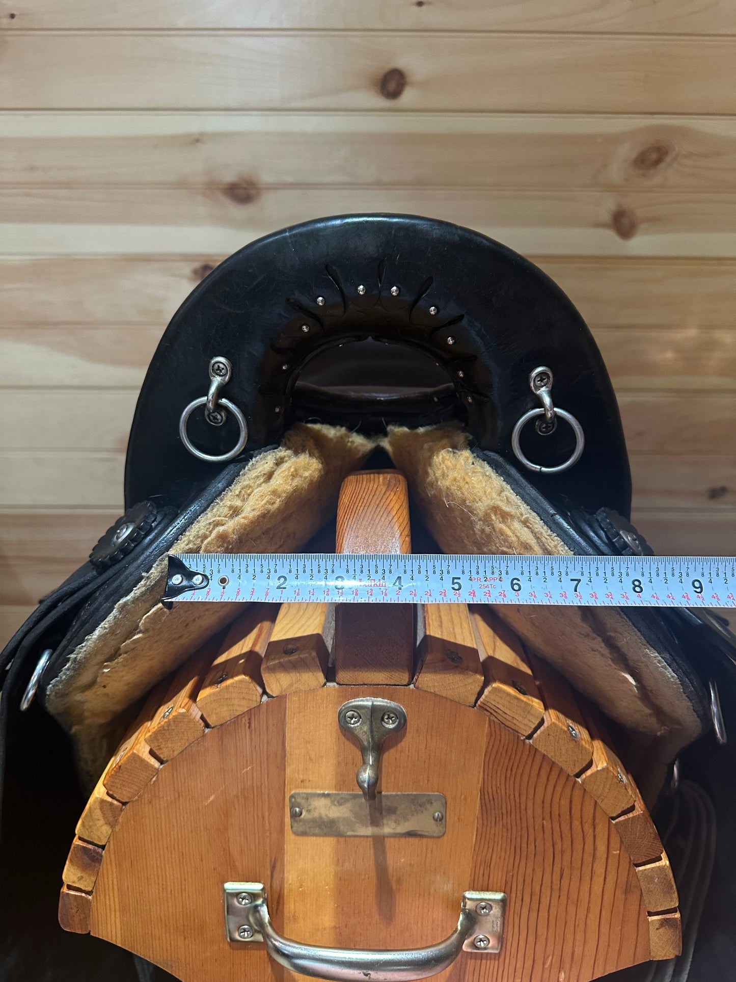 16” Imus 4-Beat Endurance Trail Saddle