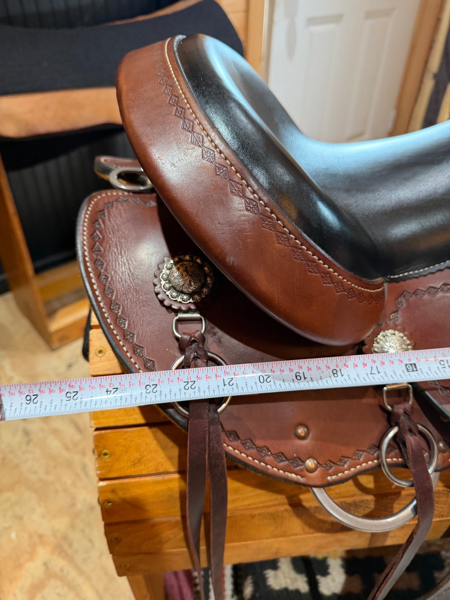 15” Cashel Round Skirt by Martin Saddlery Western Trail Saddle (2022)