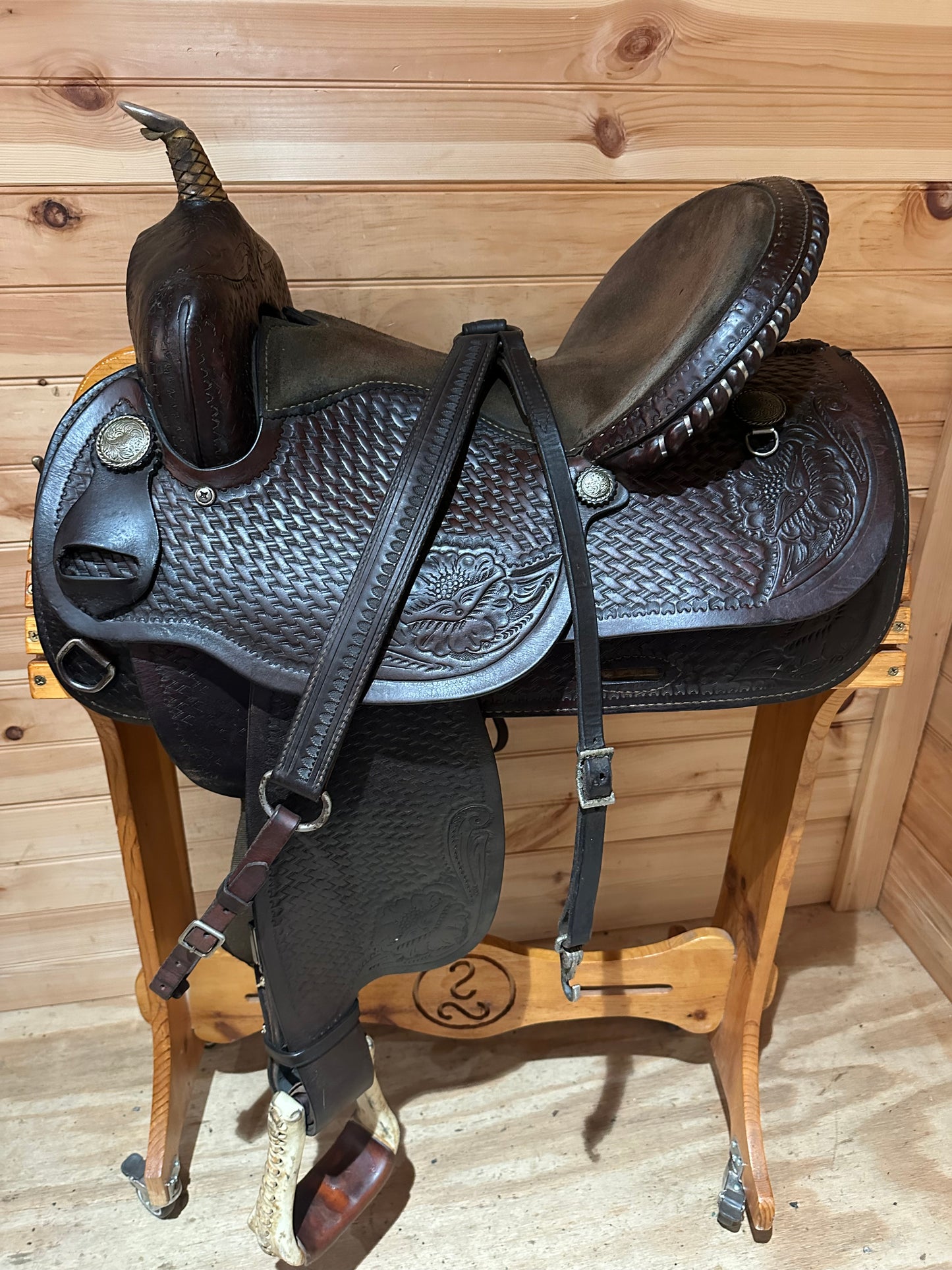 15” Basketweave Western Trail Saddle