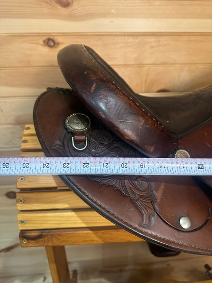 16” Circle Y Arabian Round Skirt Western Trail Saddle Model 2126
