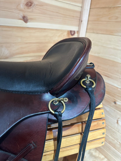 16.5” Tucker Gen II Equitation Endurance Trail Saddle Model 147
