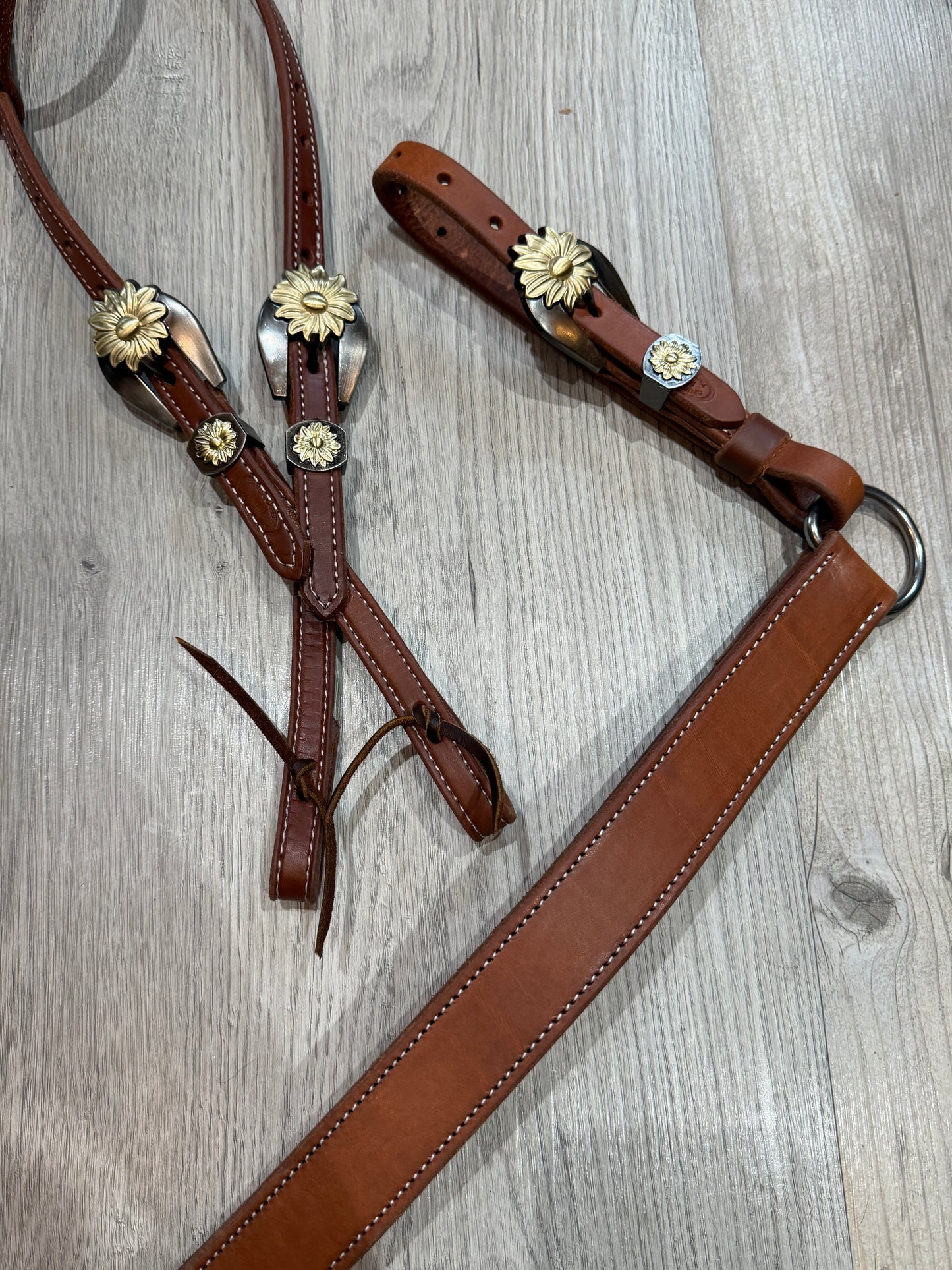 Daisy Breast Collar – Premium Amish Leather by Spur Creek Tack