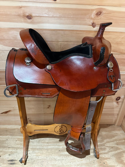 16” Dakota Sweptback Trainer Western Work Saddle Model 421