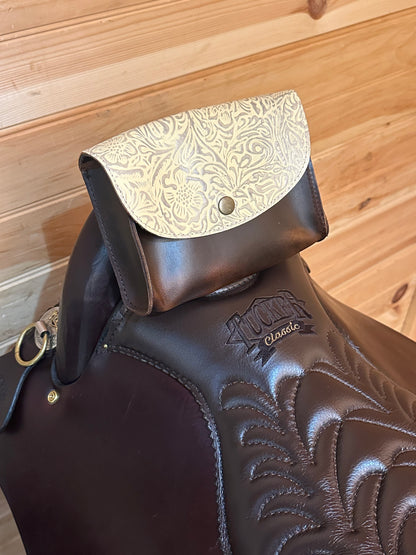 Showman Ethereal White Rose Dark Oil Leather Pommel Pouch