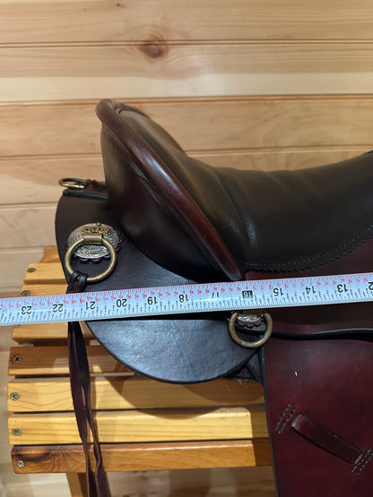 15.5” Tucker Equitation Endurance Trail Saddle Model T49