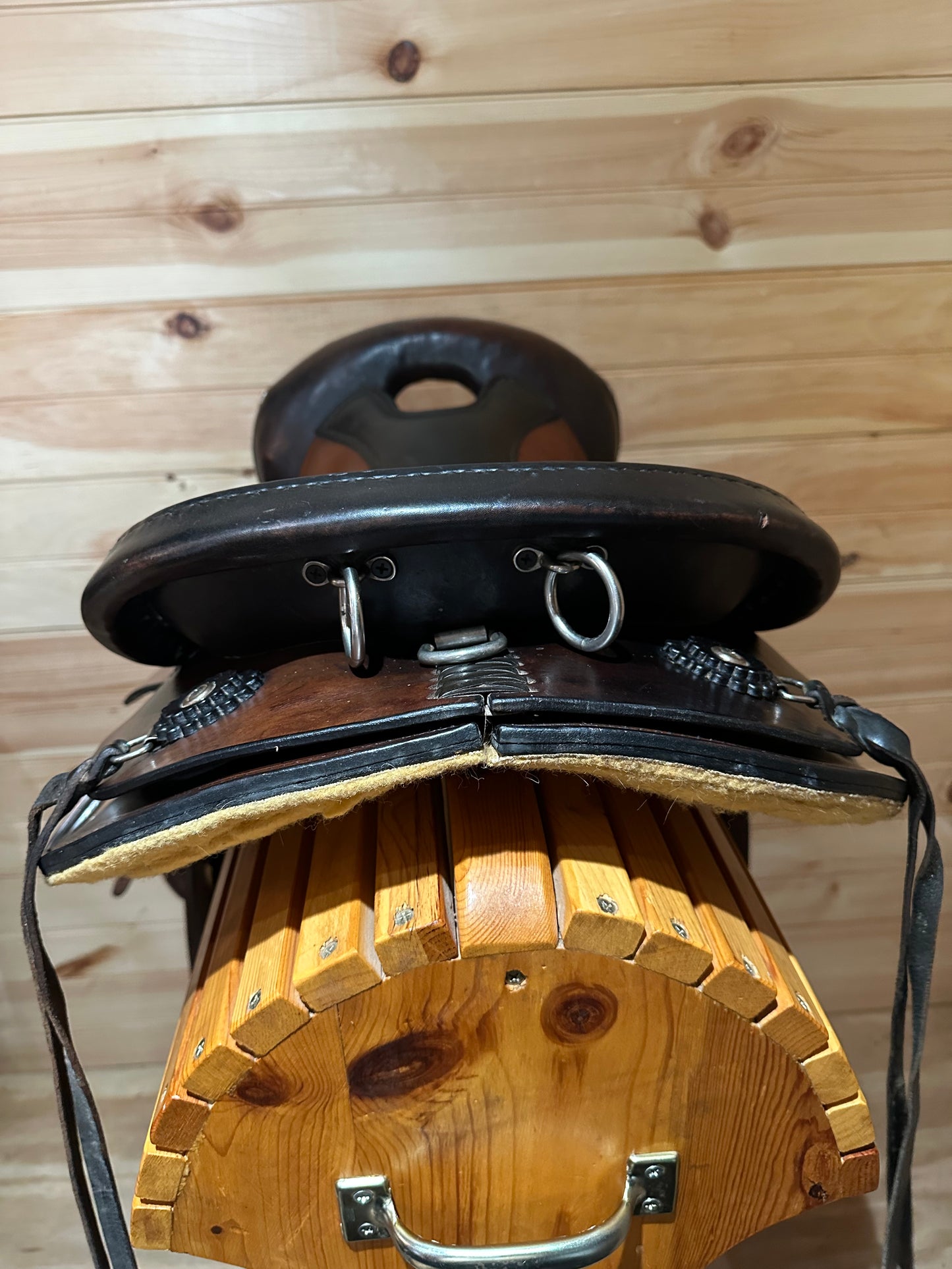 16.5” National Bridle Shop Gaited Endurance Saddle Model 2624