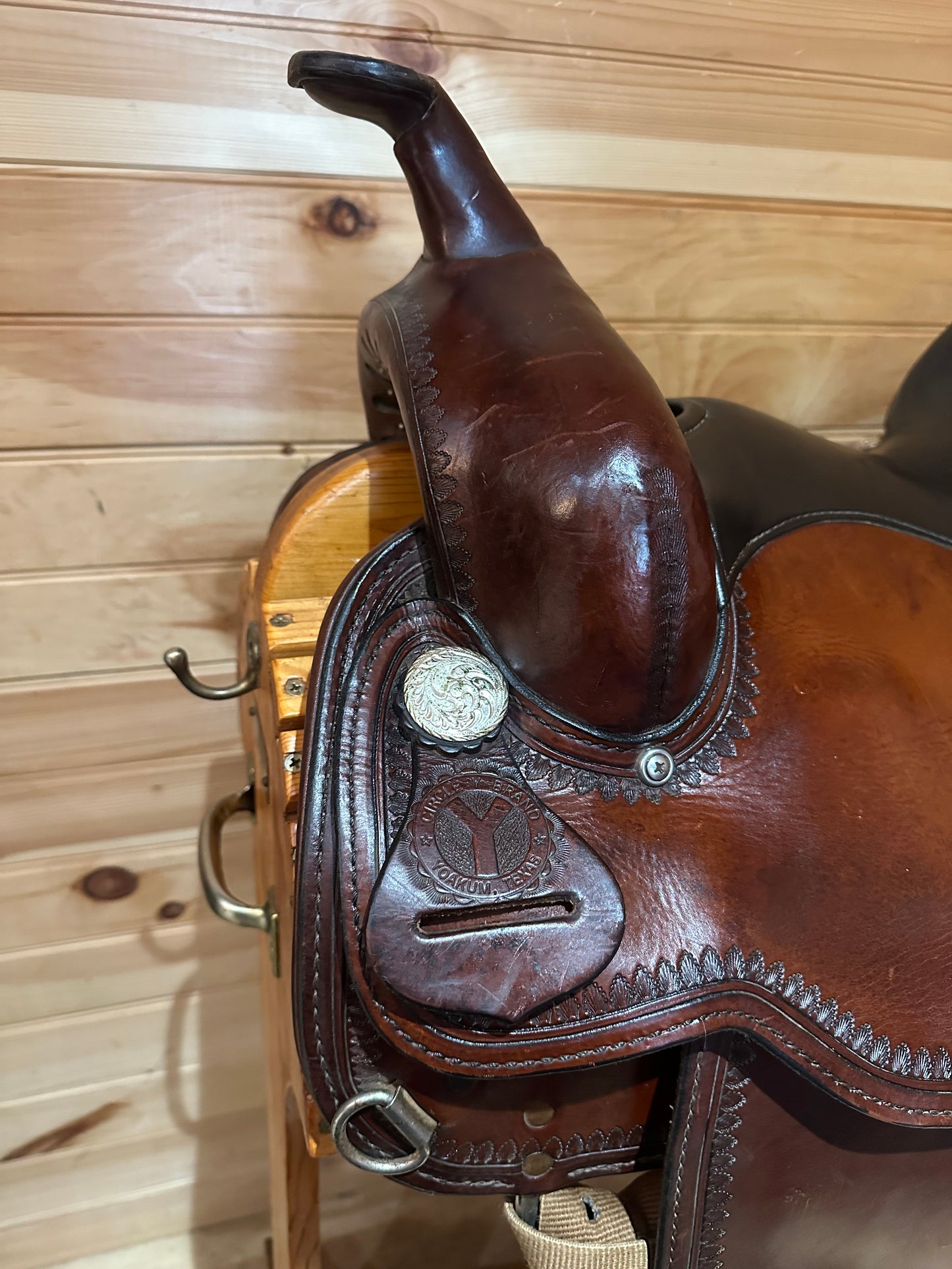 16” Circle Y Topeka Flex-Lite Western Trail Saddle Model 1551