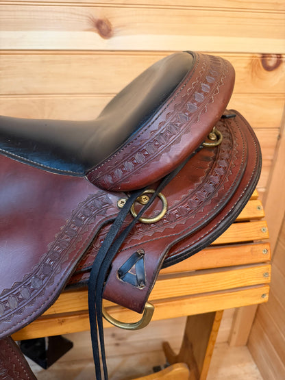 17” Circle Y Yosemite SupeRide Gaited Trail Saddle Model 3875