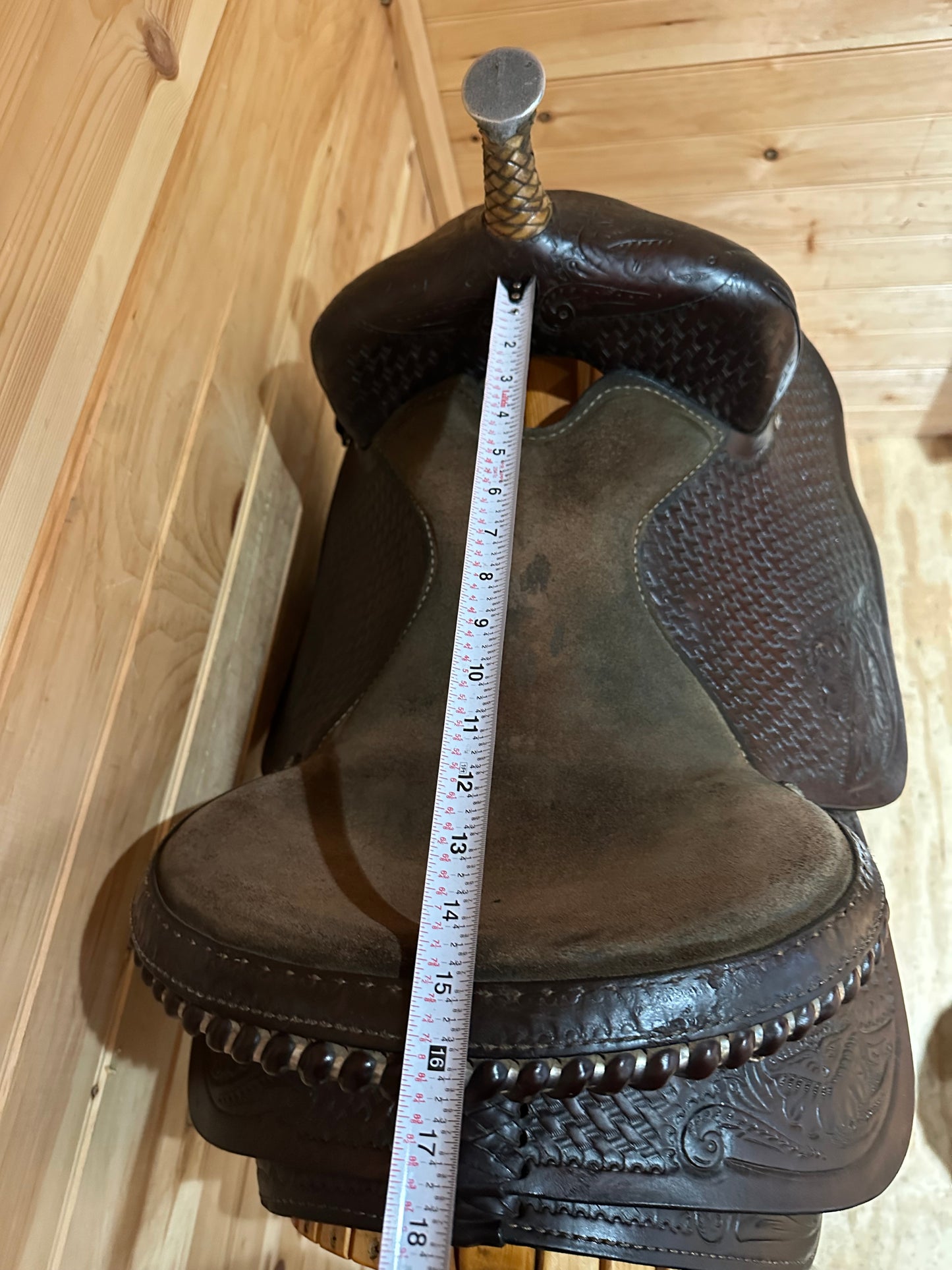 15” Basketweave Western Trail Saddle