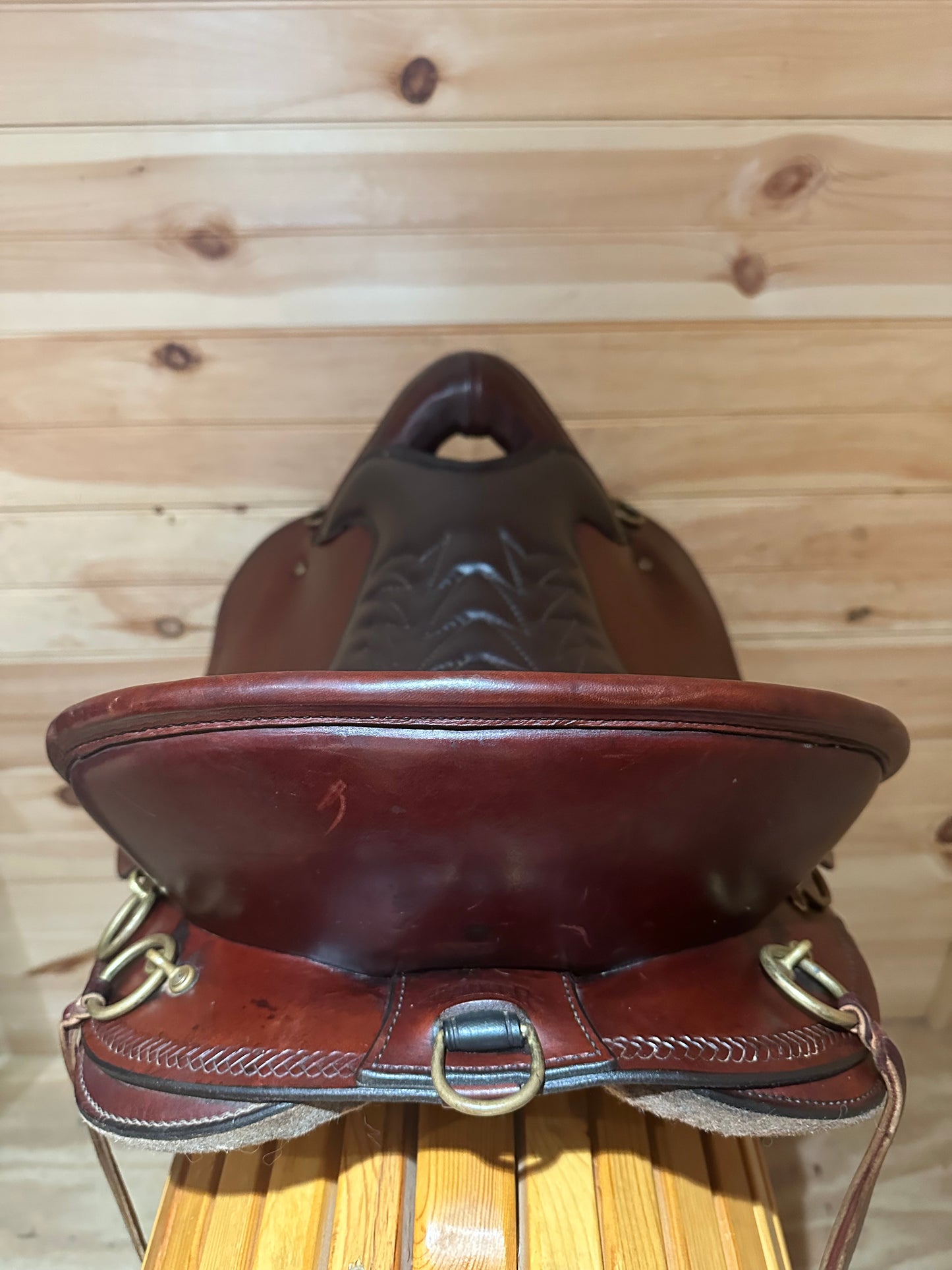 17.5” Tucker River Plantation Endurance Trail Saddle Model 146