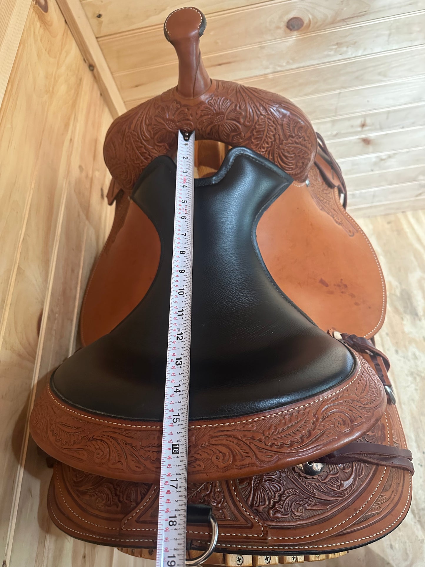 15” Circle Y High Horse Oyster Creek Trail Western Saddle Model 6808 (2024)
