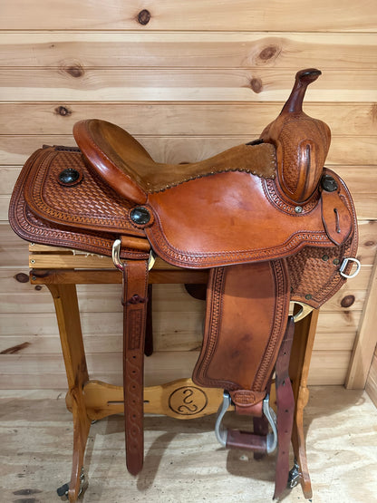 15.5” McCall Cow Horse  Western Saddle Model 690 1203