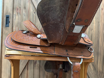 15” Crates Western Trail Saddle Model 152