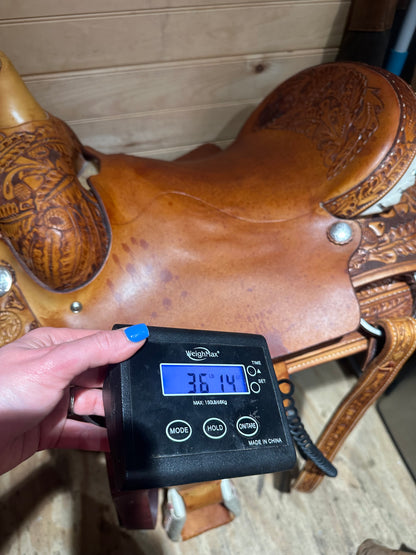 16.5” Court’s Western Roping Saddle Model 53037