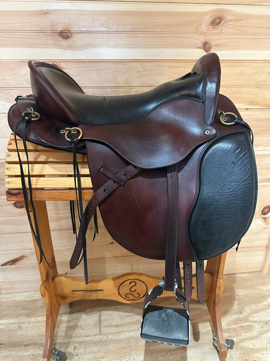 16.5” Tucker Gen II Equitation Endurance Trail Saddle Model 147