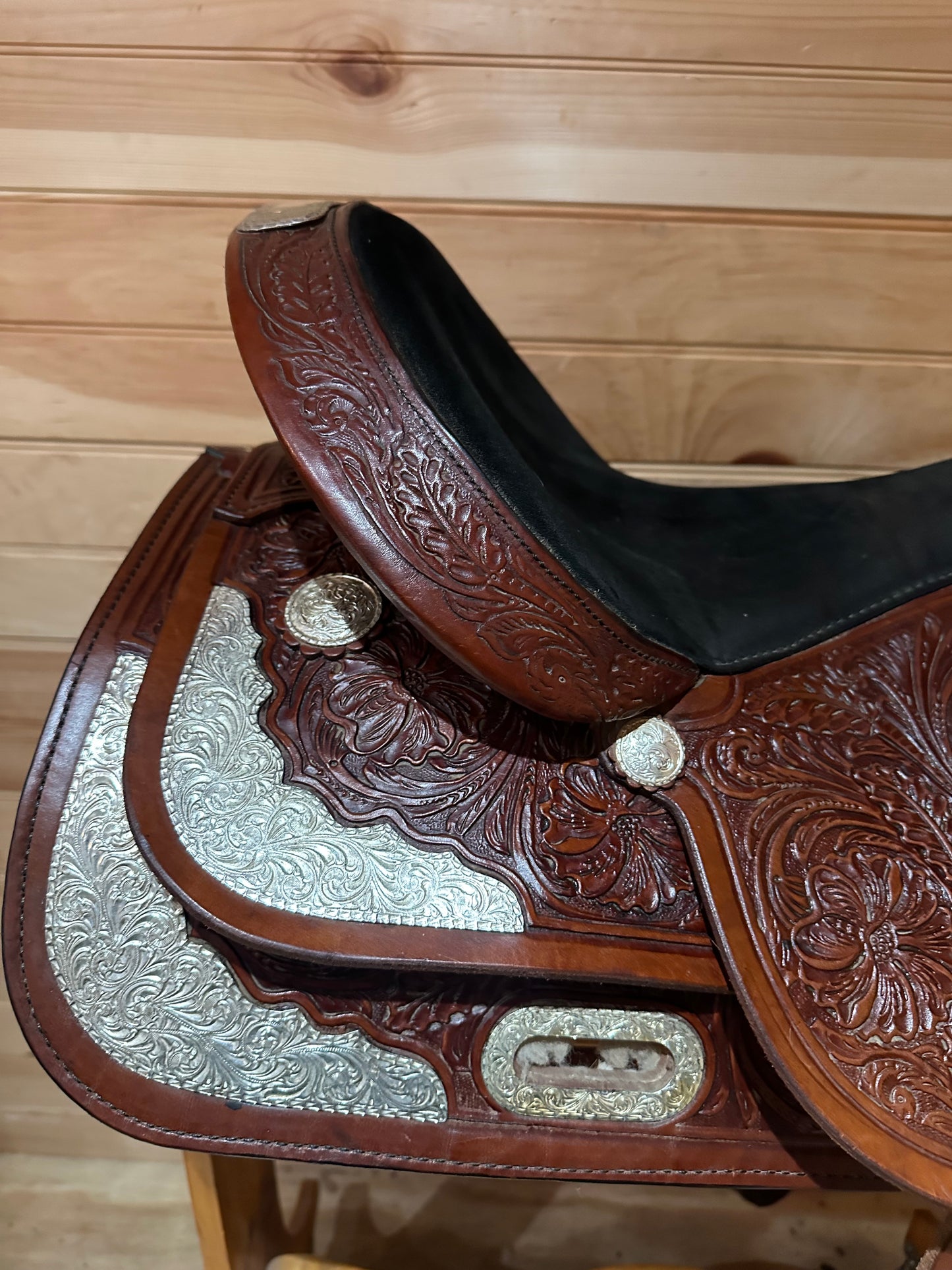 16” Circle Y High Horse Western Show Saddle Model 6310