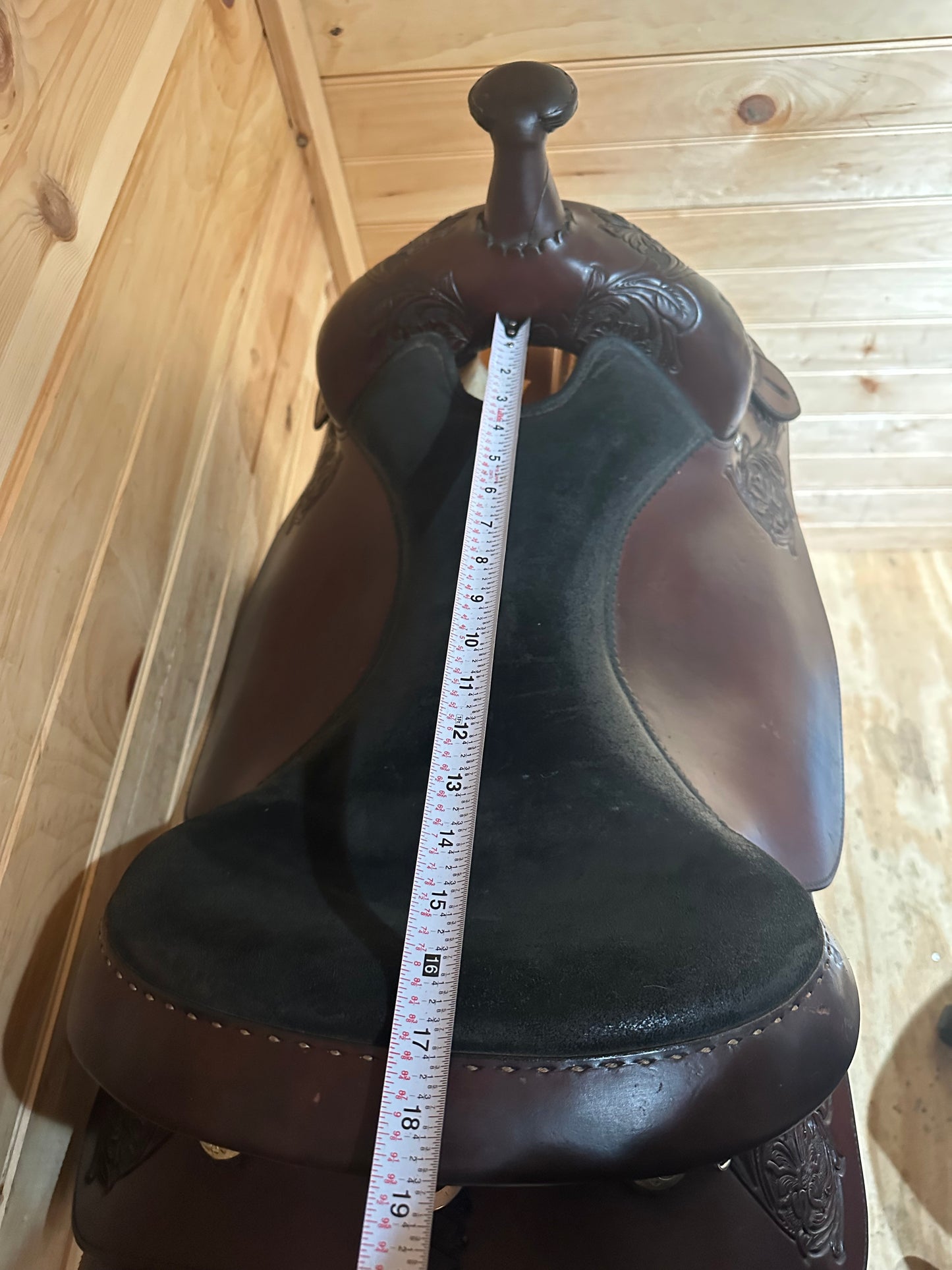 17” Reinsman Western Trail Saddle Model 4180