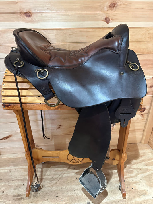 16.5” Tucker Endurance Trail Saddle Model 159