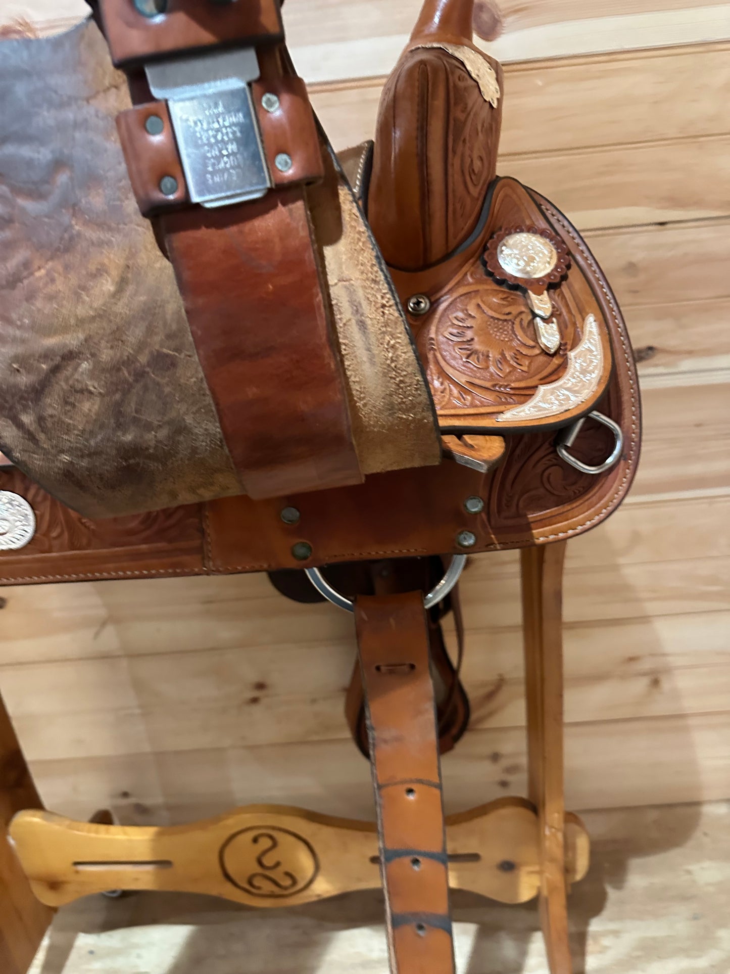 15” Crates Western Show Saddle Model 126