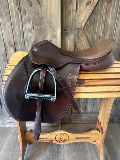 17” Pessoa Special Envoy Close contact/Jump Saddle